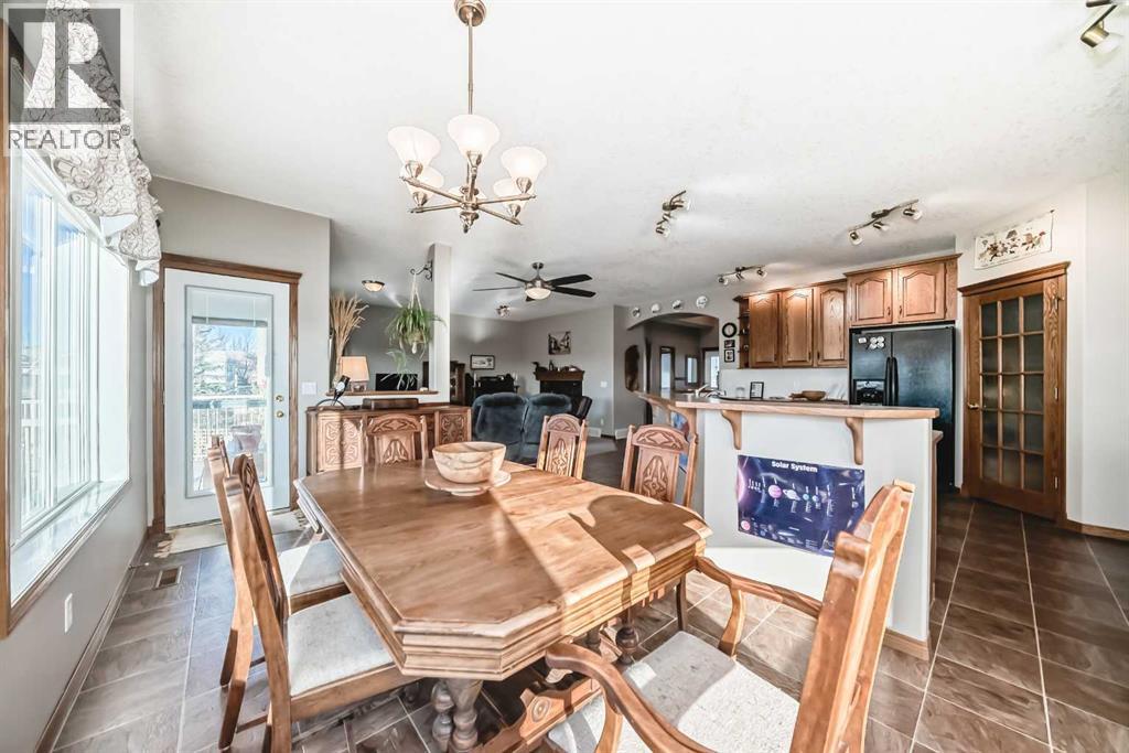 114 Royal Birkdale Crescent Nw, Calgary, Alberta  T3G 5R6 - Photo 13 - A2279052