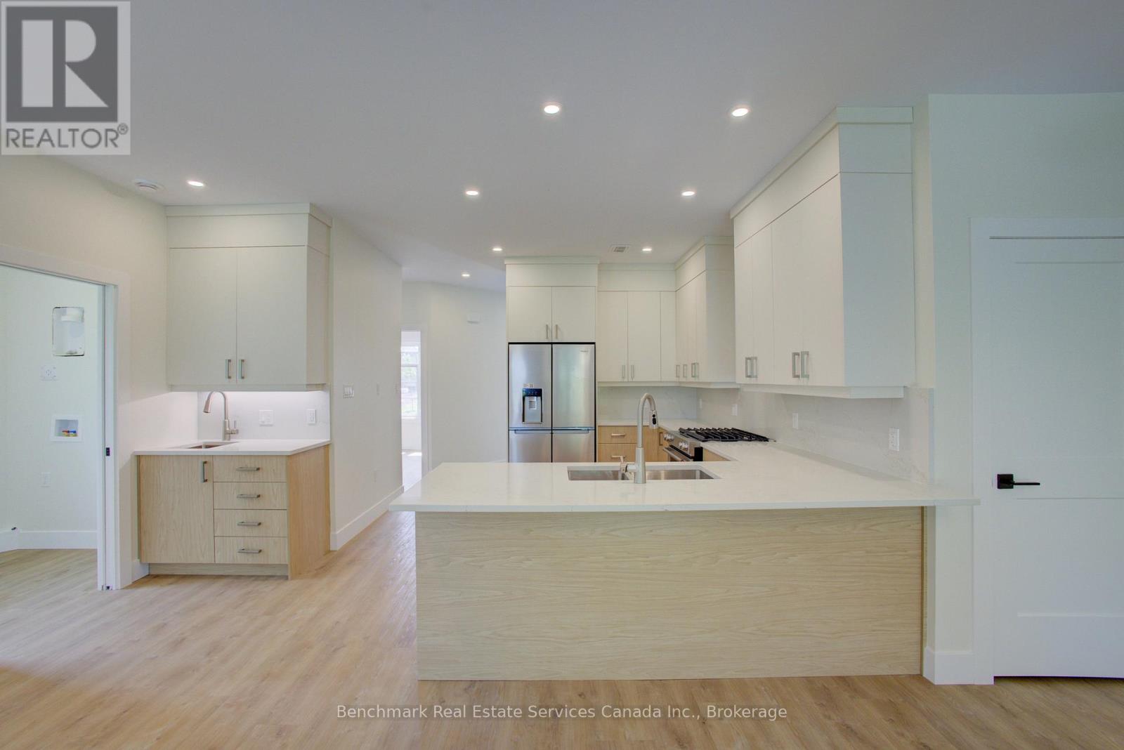 56 - 1182 Queen Street, Kincardine, Ontario  N2Z 1G4 - Photo 23 - X12703240