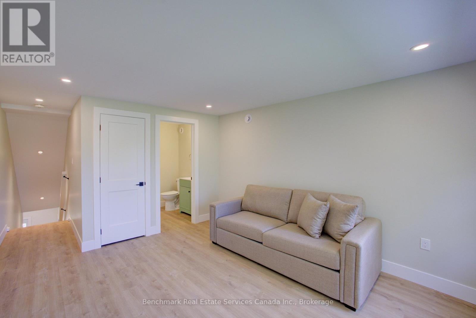 66 - 1182 Queen Street, Kincardine, Ontario  N2Z 1G4 - Photo 34 - X12703302