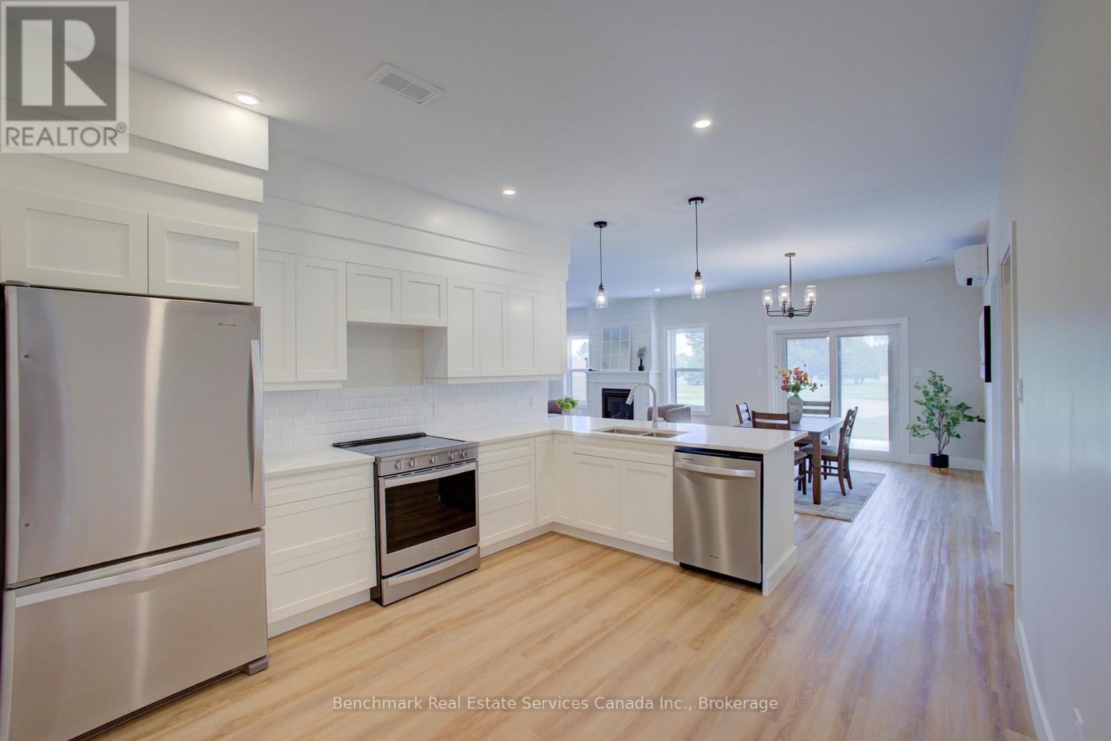 32 - 1182 Queen Street, Kincardine, Ontario  N2Z 1G4 - Photo 12 - X12703348