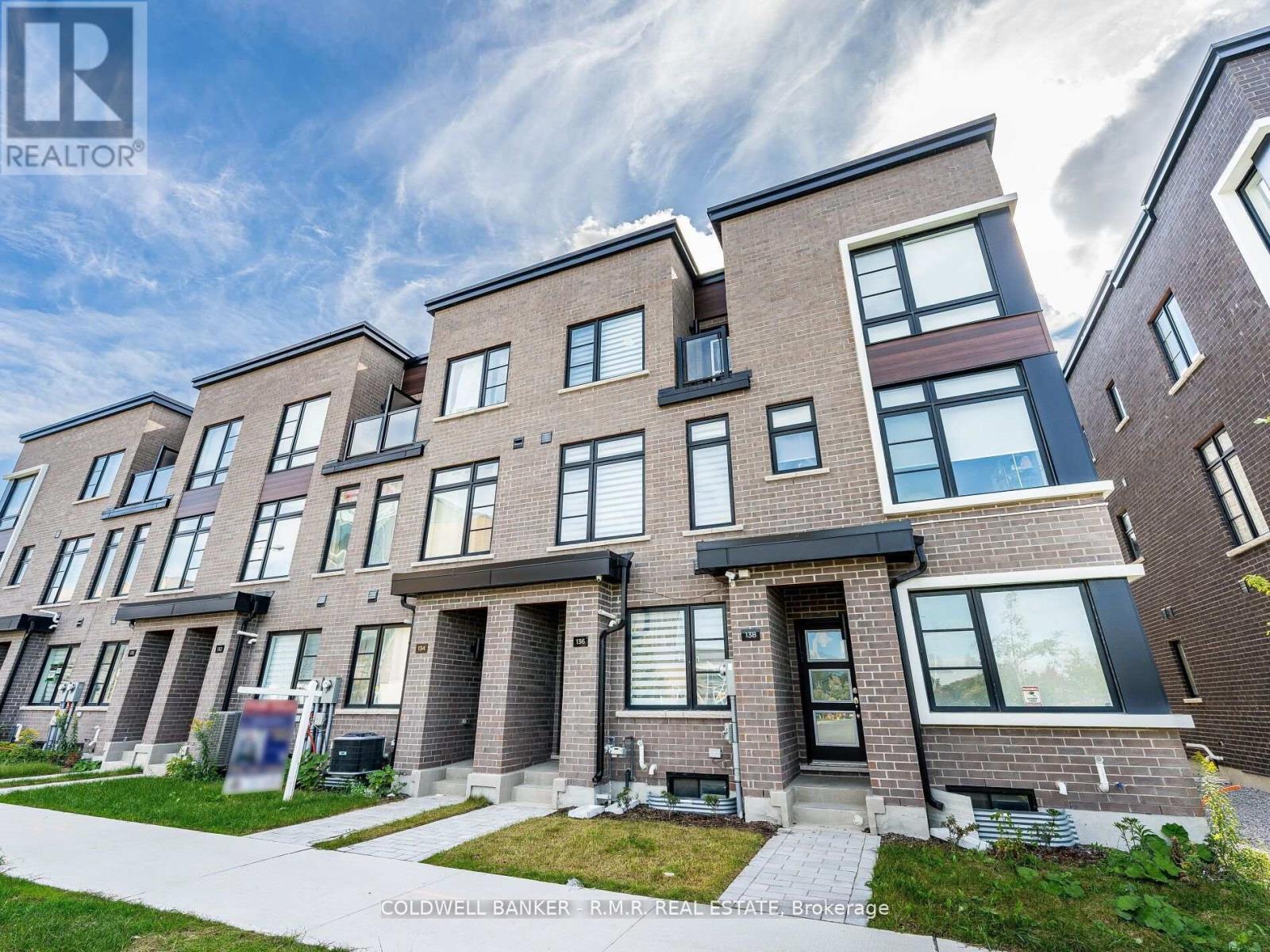 136 Brockley Drive, Toronto, Ontario  M1P 3C1 - Photo 2 - E12703262