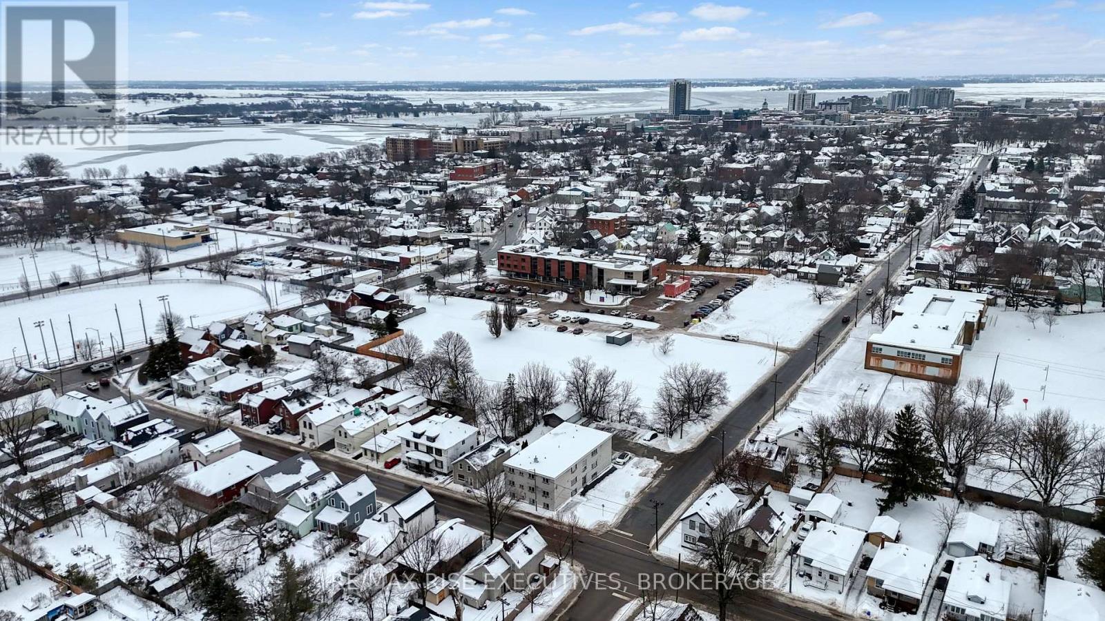 48 Stephen Street, Kingston, Ontario  K7K 2C3 - Photo 3 - X12703412