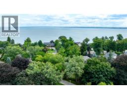 206 ROSSMORE Boulevard, Burlington, Ontario