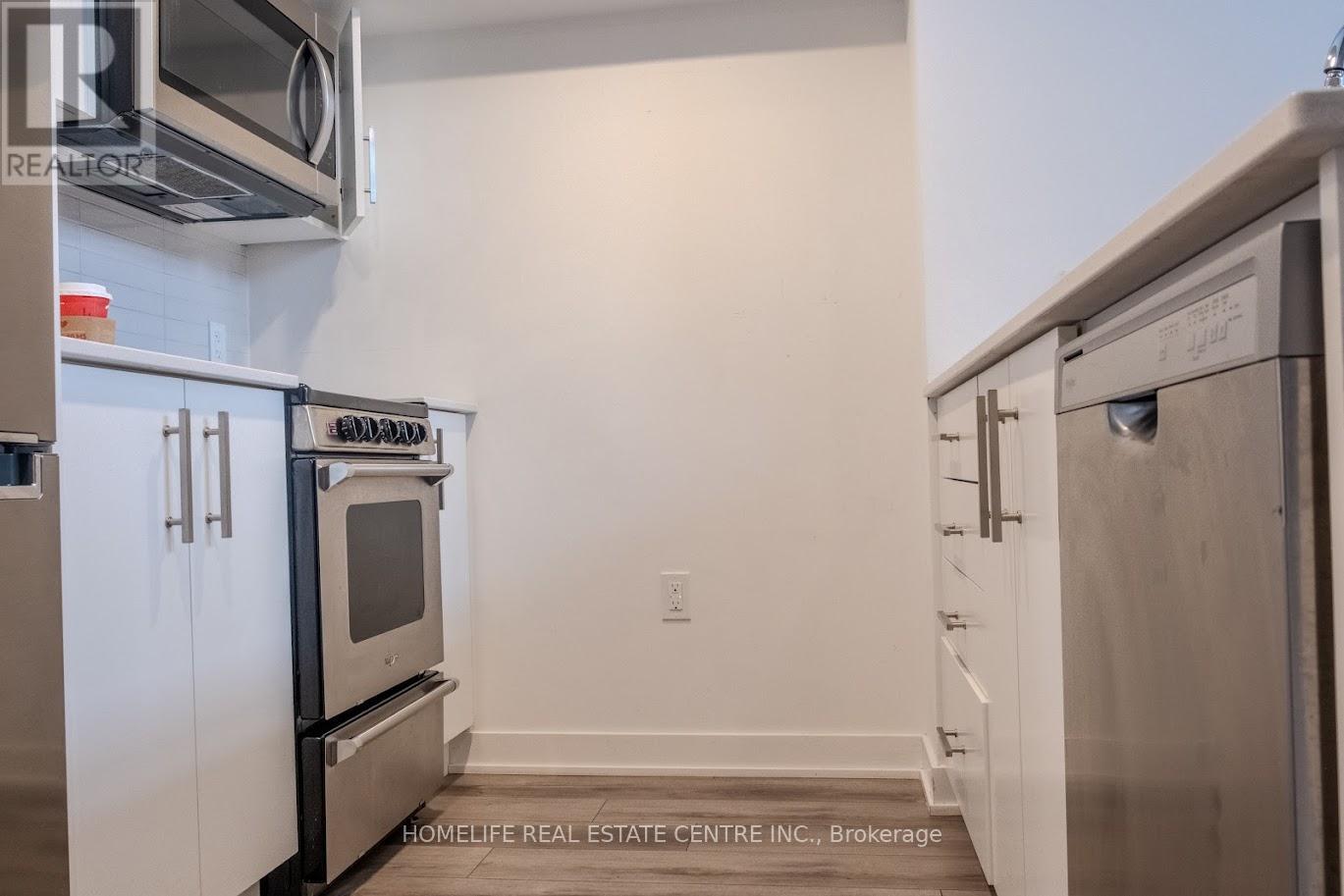 105 - 312 Erb Street W, Waterloo, Ontario  N2L 0K9 - Photo 17 - X12703112