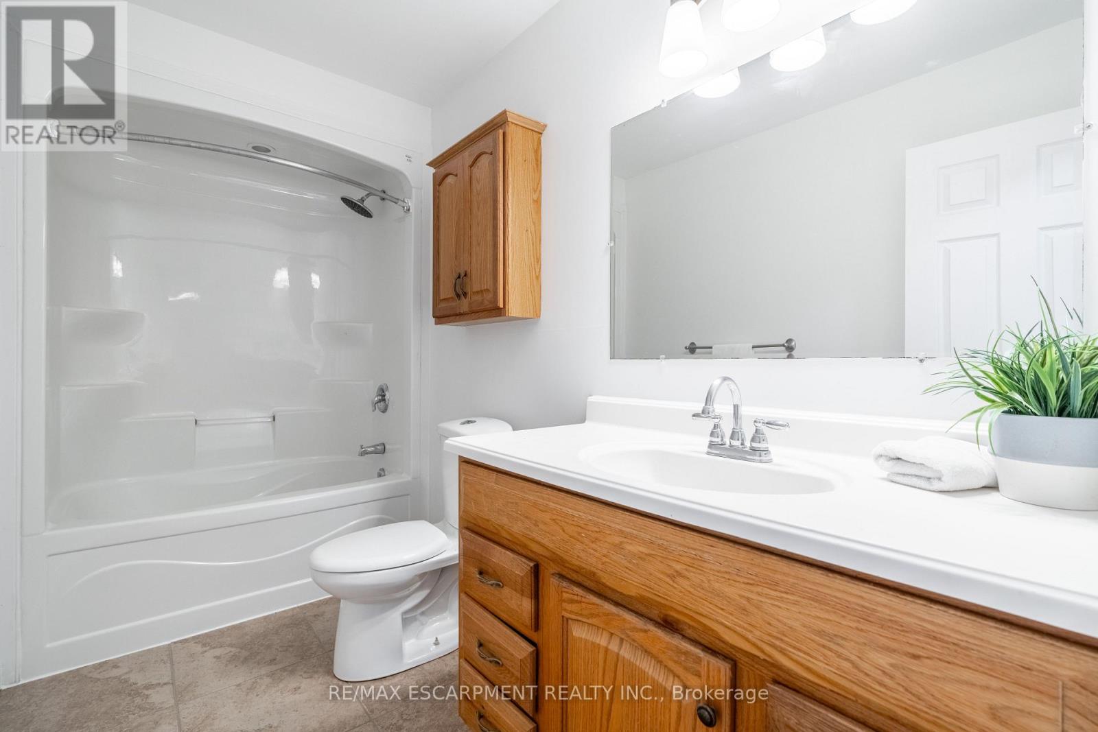 283 Grey Street, Brantford, Ontario  N3S 4W9 - Photo 26 - X12703122