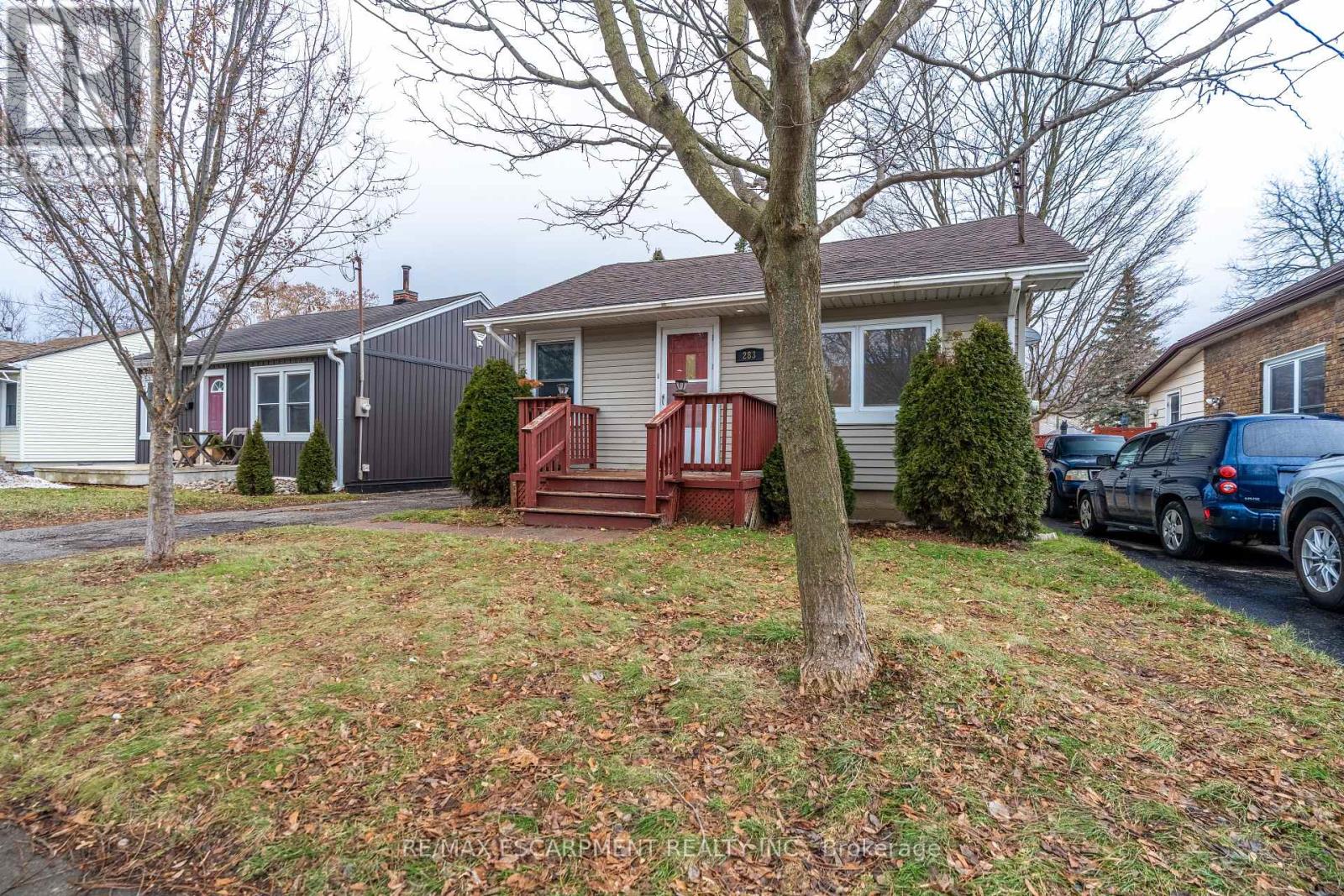 283 Grey Street, Brantford, Ontario  N3S 4W9 - Photo 3 - X12703122