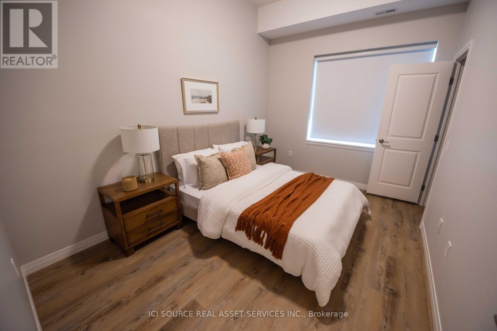 785 Southdale Road W, London South, Ontario  N6P 0M3 - Photo 5 - X12703166