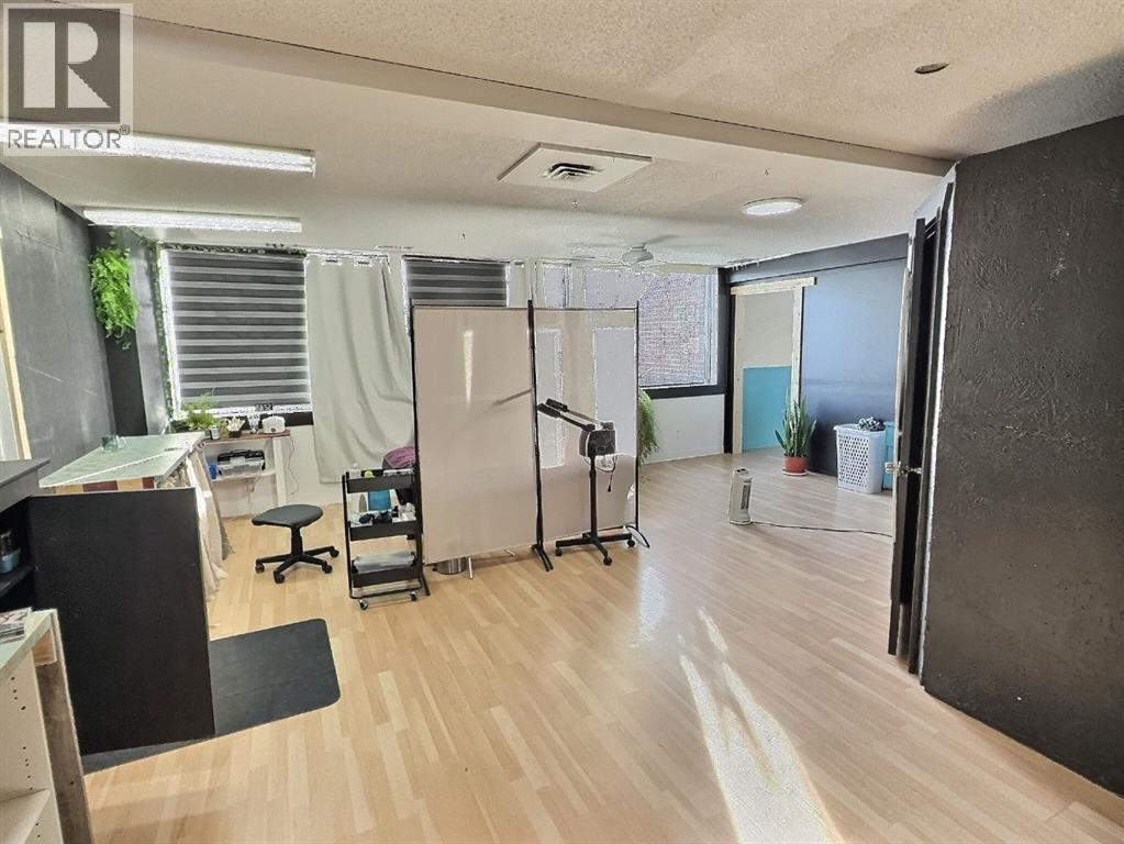 4804 50th Street, Ponoka, Alberta  T4J 1S1 - Photo 32 - A2195449