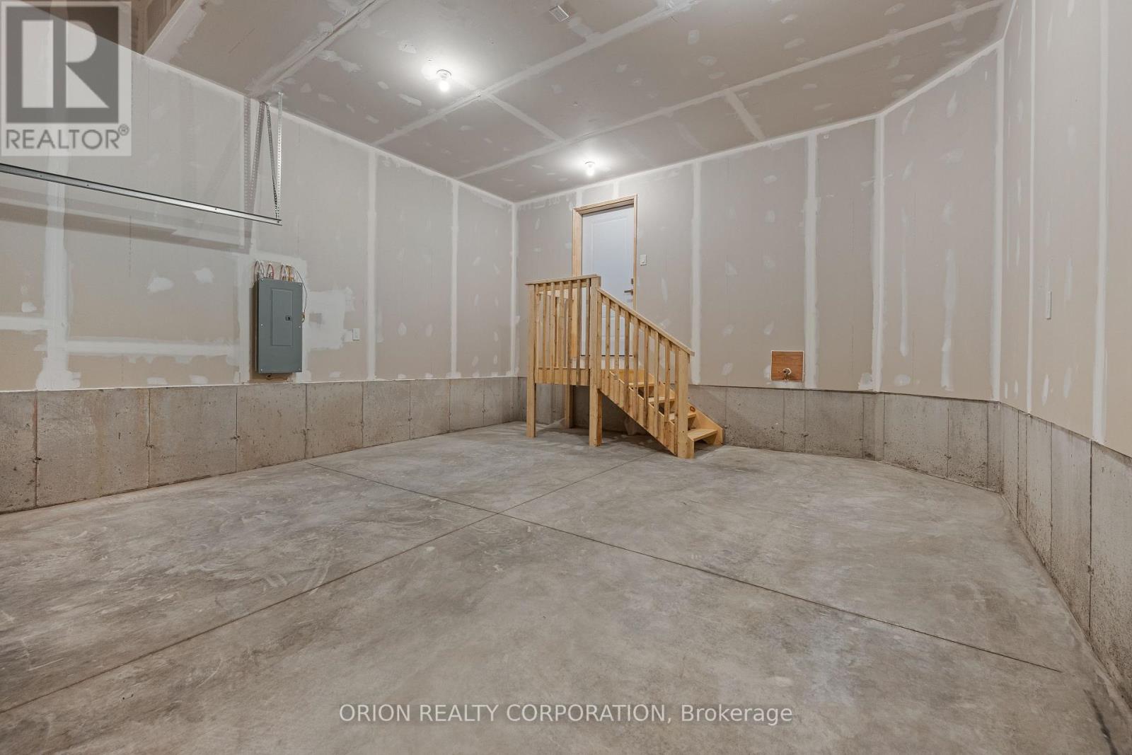 921 Goodwin Drive, Kingston, Ontario  K7P 0P8 - Photo 7 - X12703192