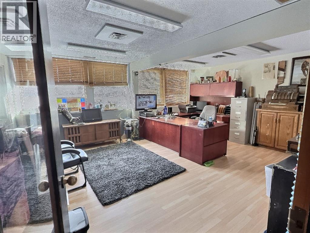 4804 50th Street, Ponoka, Alberta  T4J 1S1 - Photo 29 - A2195449