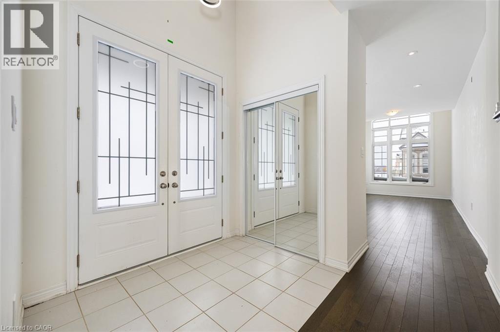 3923 Koenig Road, Burlington, Ontario  L7M 0Z8 - Photo 5 - 40798502