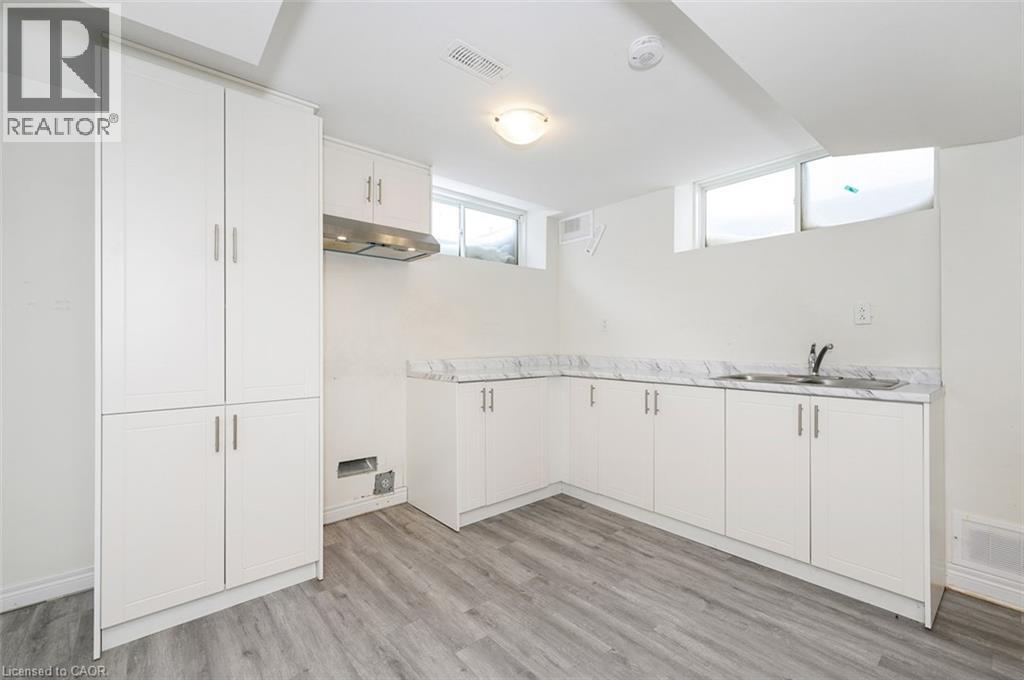 3923 Koenig Road, Burlington, Ontario  L7M 0Z8 - Photo 22 - 40798502