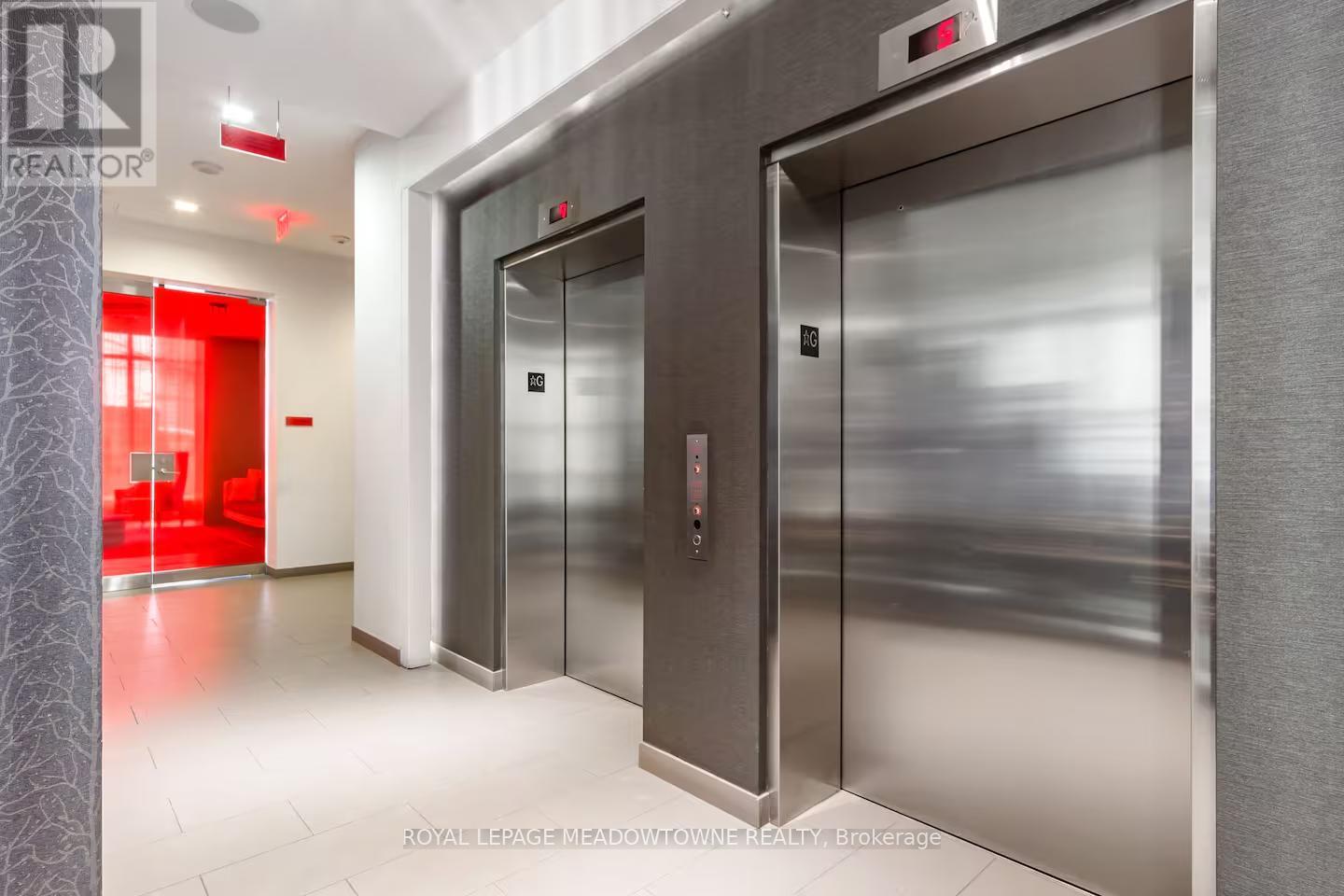 210 - 560 Front Street W, Toronto, Ontario  M5V 1C1 - Photo 3 - C12536342