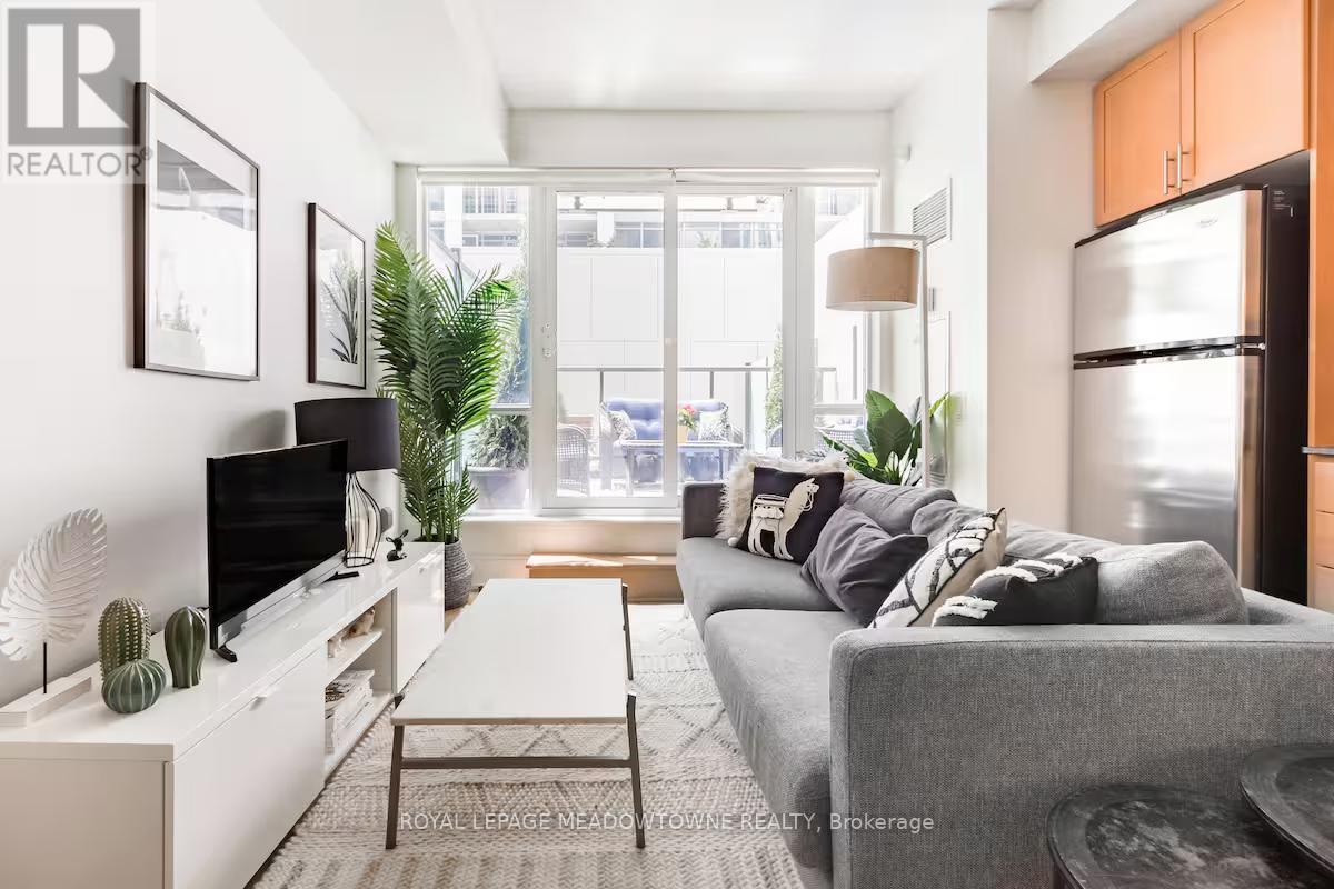 210 - 560 Front Street W, Toronto, Ontario  M5V 1C1 - Photo 7 - C12536342