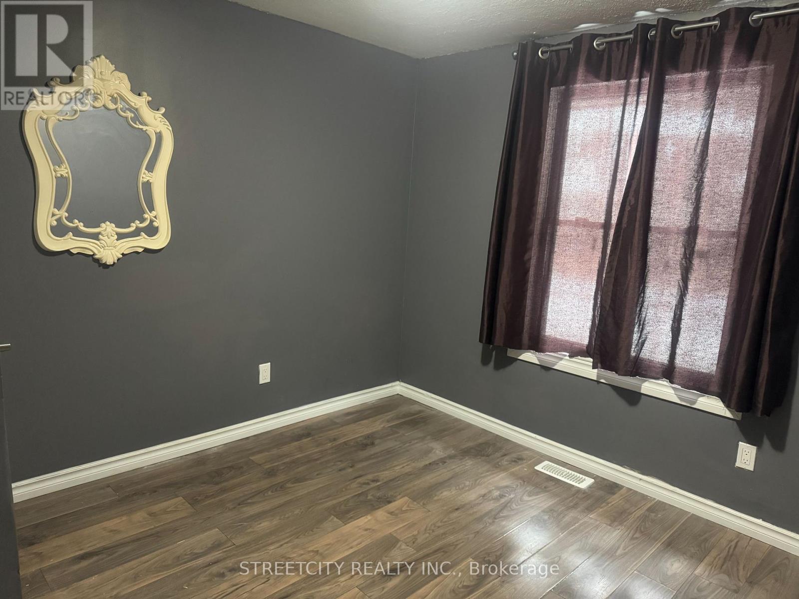 1331 Limberlost Road, London North, Ontario  N6G 2W4 - Photo 18 - X12703300