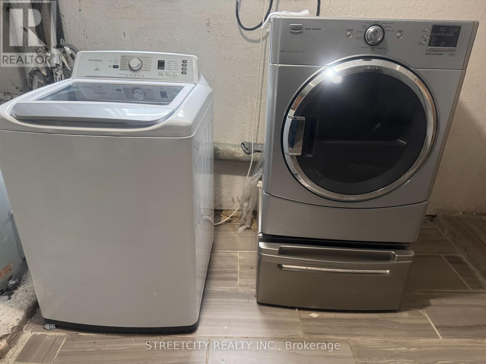 1331 Limberlost Road, London North, Ontario  N6G 2W4 - Photo 23 - X12703300