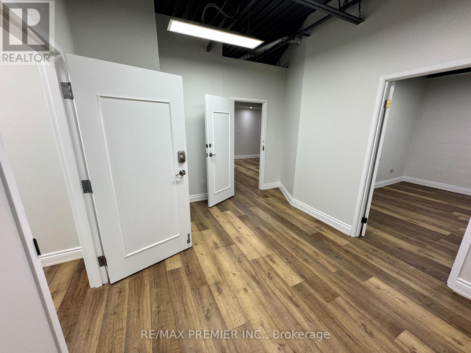 28 Upper Level - 8611 Weston Road, Vaughan, Ontario  L4L 9P1 - Photo 2 - N12582306