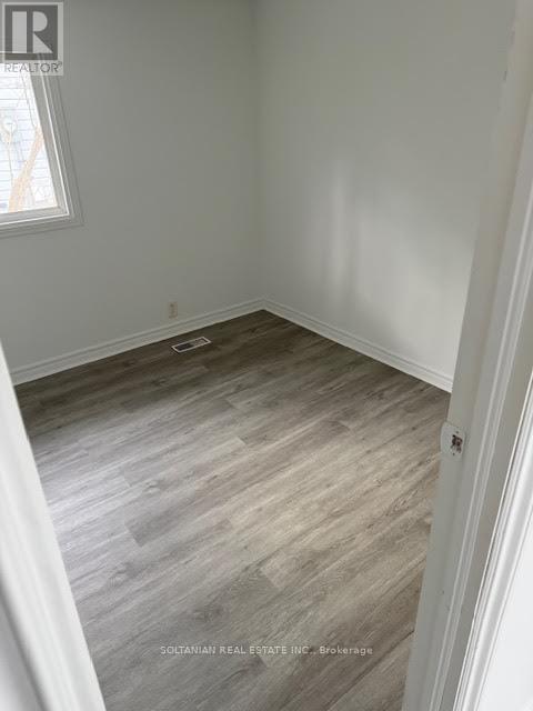 207 Bayview Avenue, Georgina, Ontario  L4P 2T3 - Photo 6 - N12699196