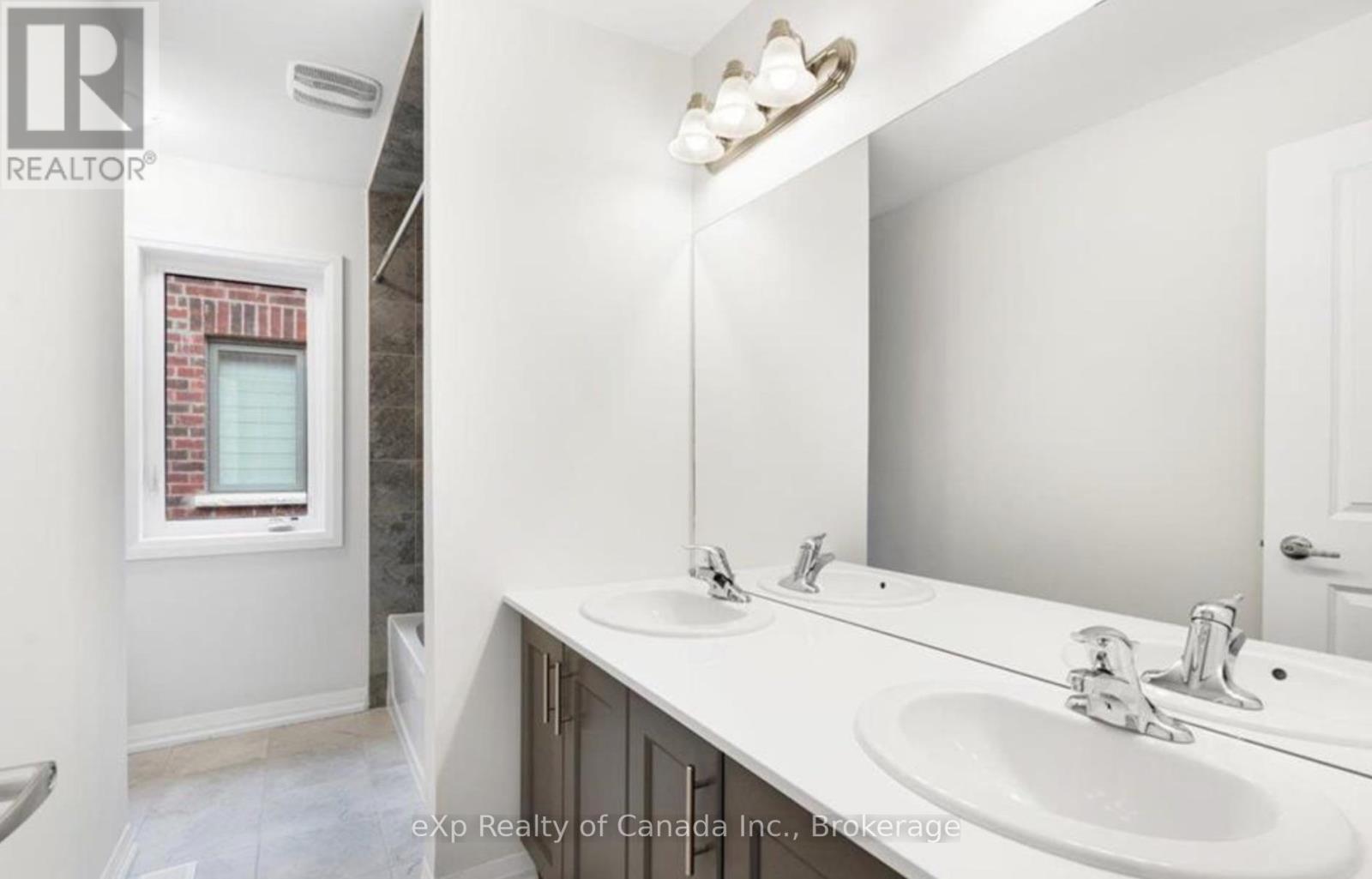 763 Sobeski Avenue, Woodstock, Ontario  N4S 7W2 - Photo 17 - X12565868