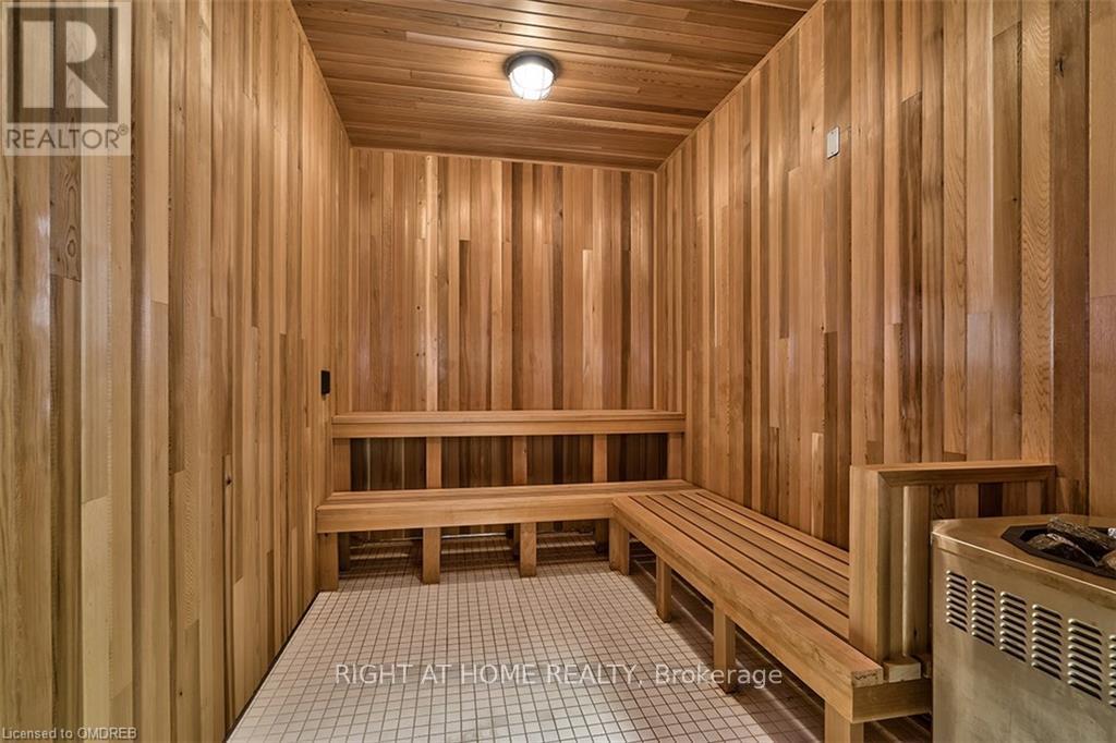 1603 - 55 Speers Road, Oakville, Ontario  L6K 0H9 - Photo 33 - W12455777