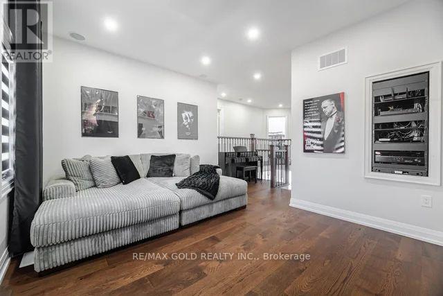 10 Cloverlawn Street, Brampton, Ontario  L7A 3X5 - Photo 22 - W12699420