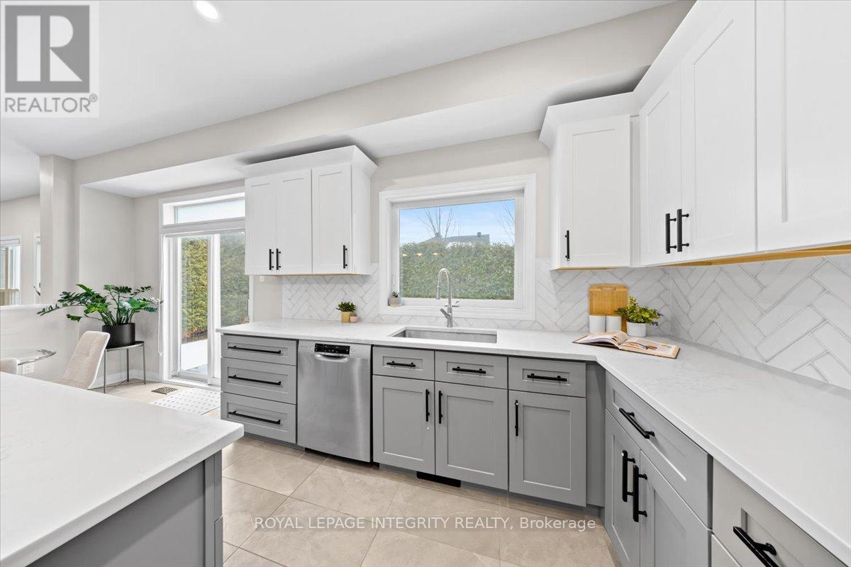 32 Eliza Crescent, Ottawa, Ontario  K2S 2A3 - Photo 17 - X12703254