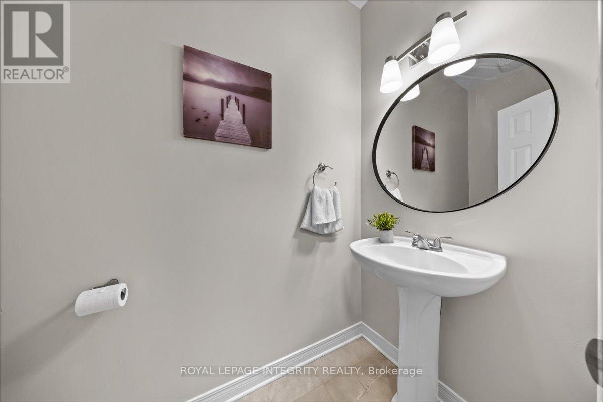 32 Eliza Crescent, Ottawa, Ontario  K2S 2A3 - Photo 20 - X12703254