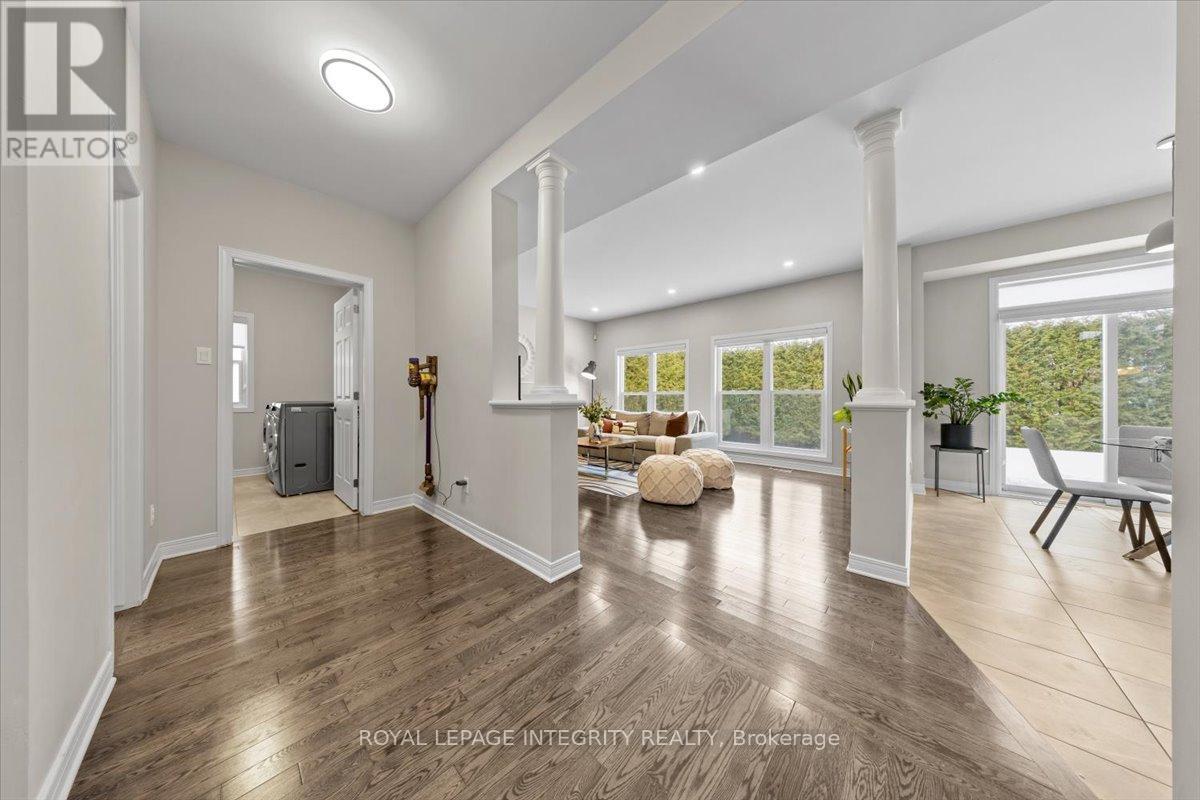 32 Eliza Crescent, Ottawa, Ontario  K2S 2A3 - Photo 5 - X12703254