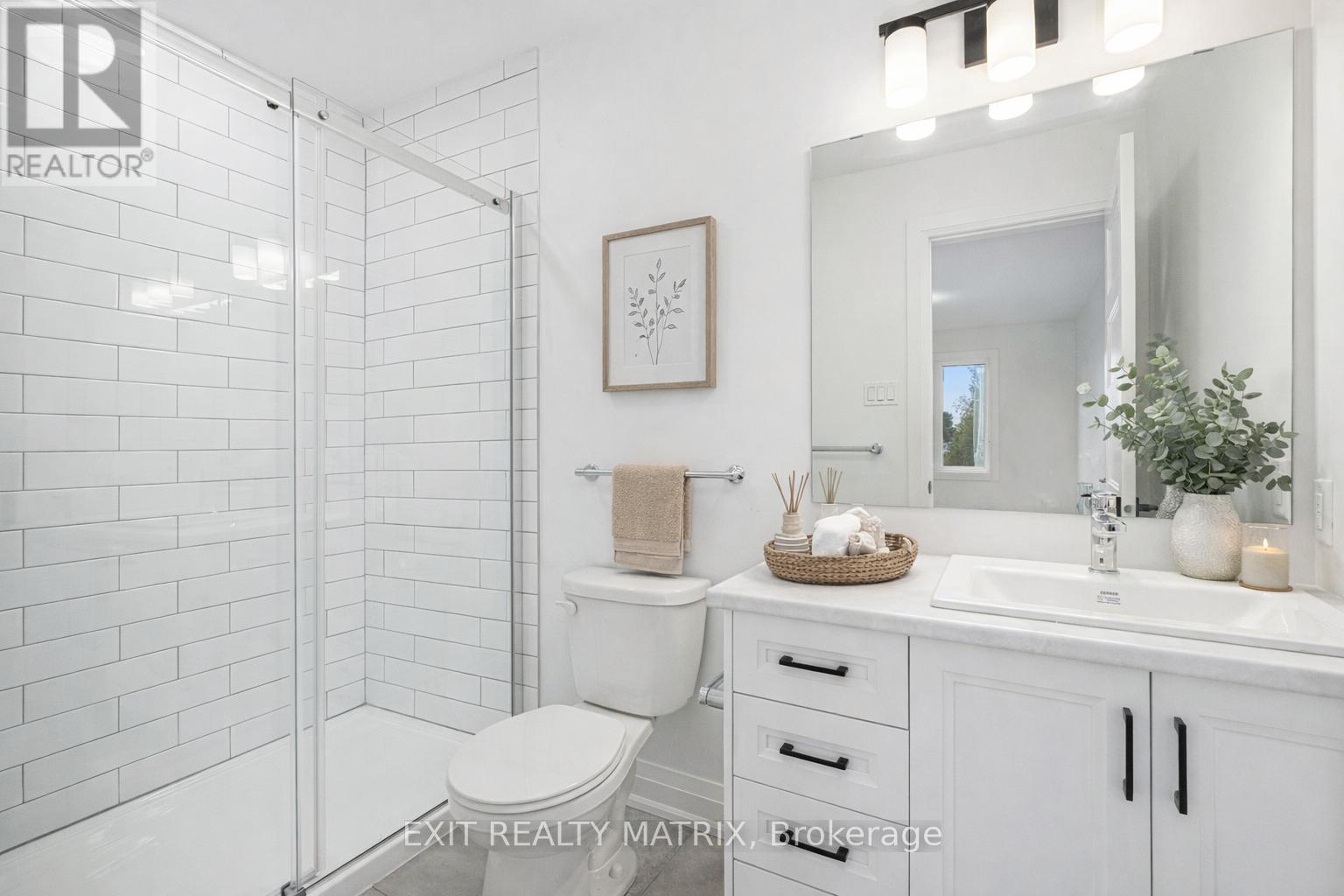 956 Cologne Street, Russell, Ontario  K0A 1W0 - Photo 11 - X12703368