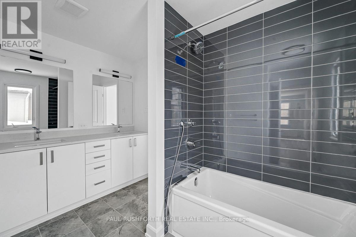 169 Frank Fisher Crescent, Mississippi Mills, Ontario  K0A 1L0 - Photo 21 - X12703444