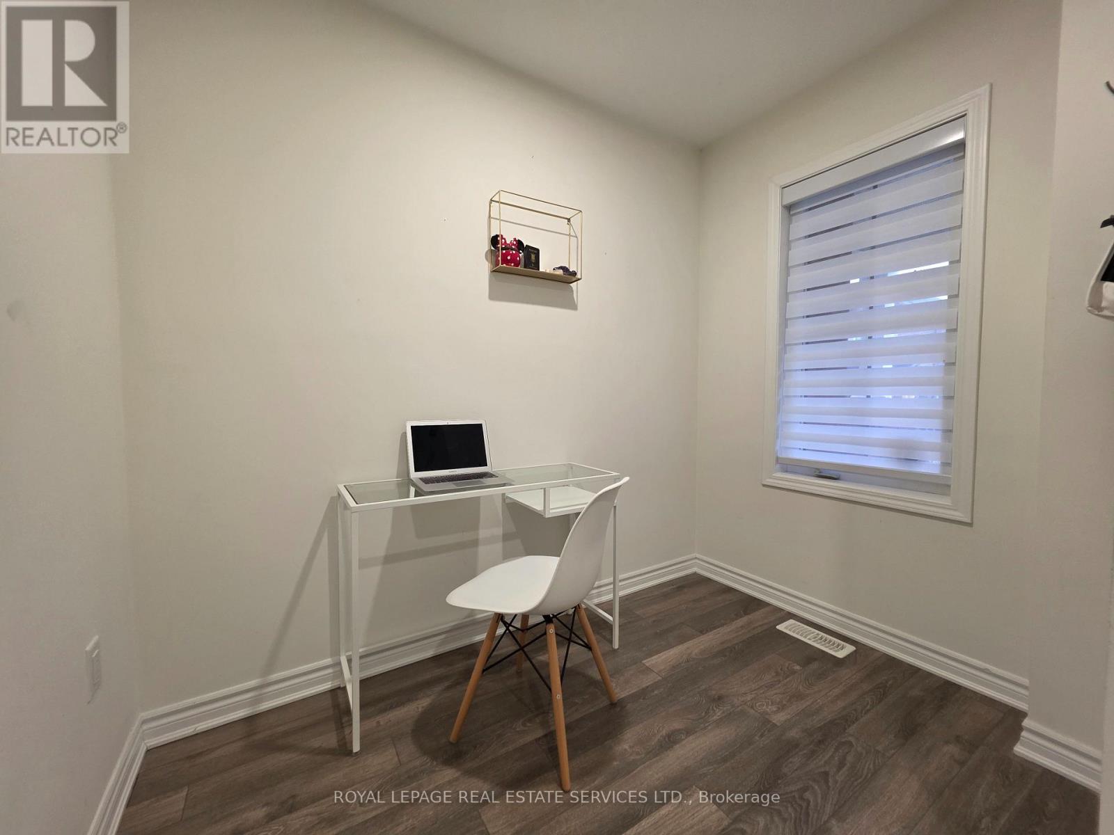 301 Beasley Terrace, Milton, Ontario  L9E 1C5 - Photo 3 - W12588822