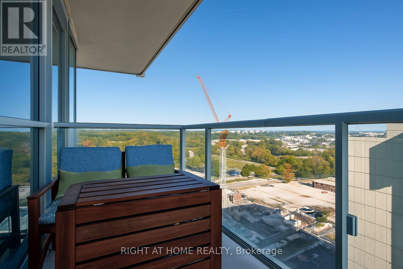 1603 - 55 Speers Road, Oakville, Ontario  L6K 0H9 - Photo 24 - W12455777