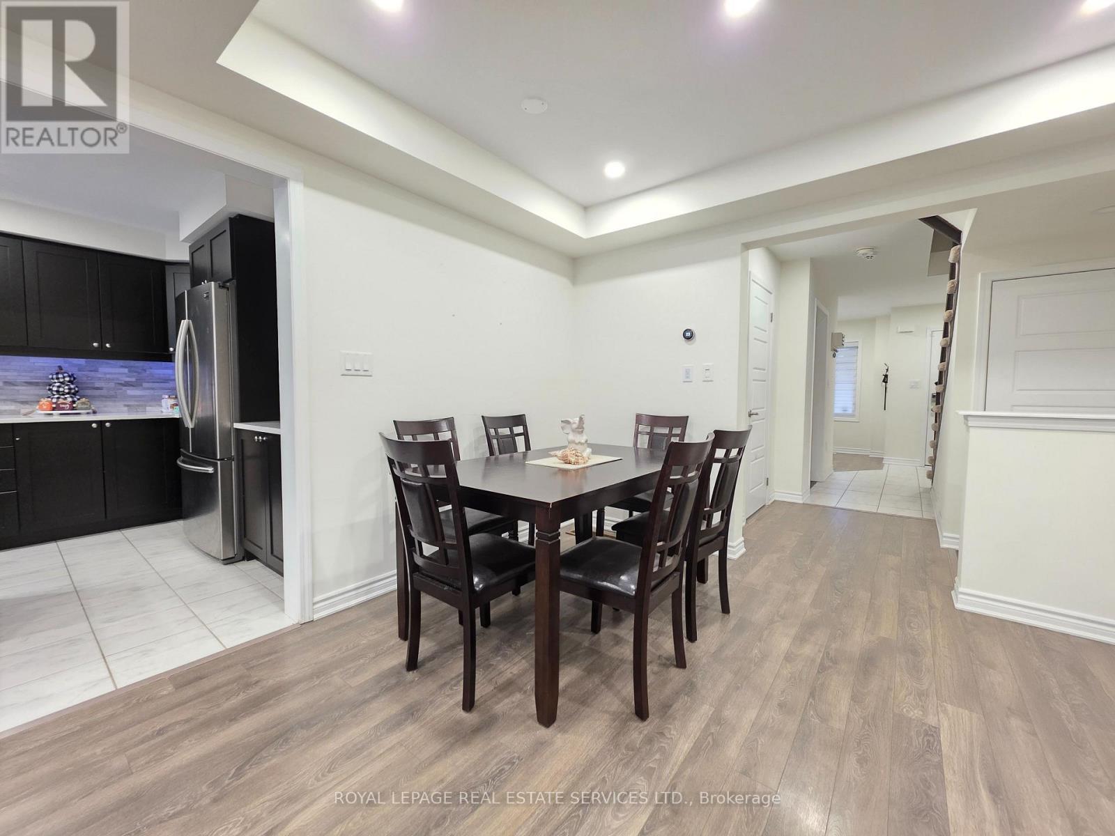 301 Beasley Terrace, Milton, Ontario  L9E 1C5 - Photo 4 - W12588822