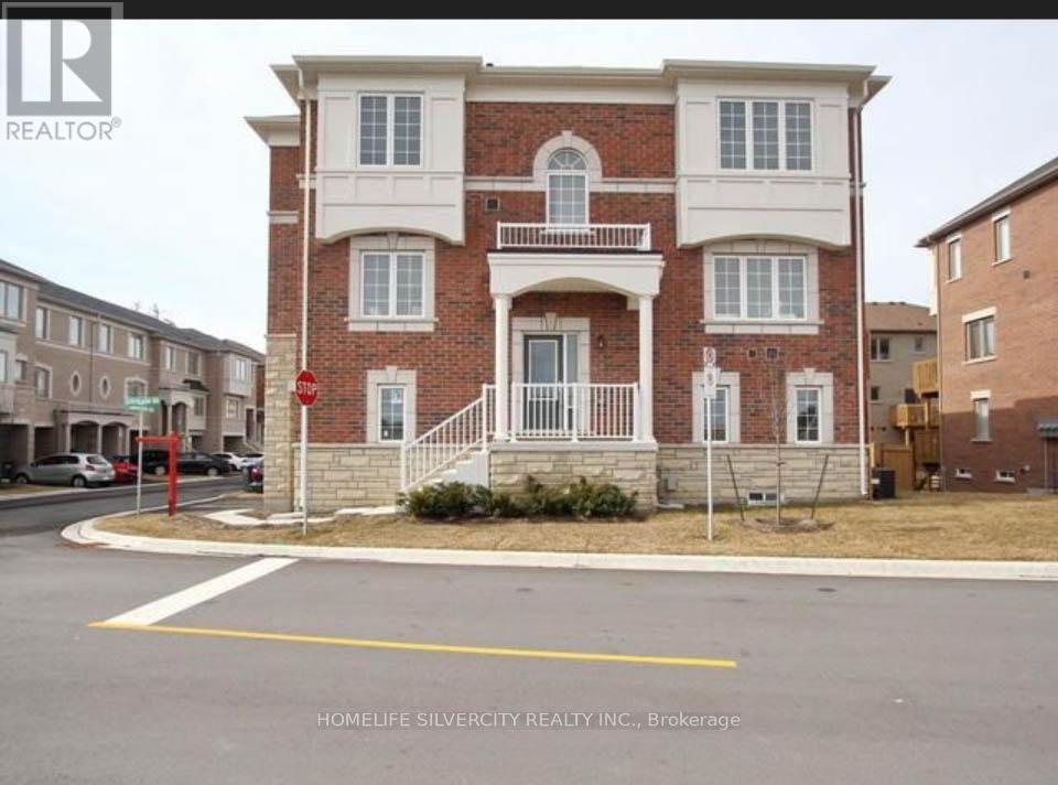 2 ABERCOVE CLOSE, Brampton, Ontario