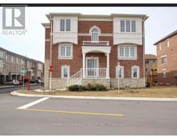 2 ABERCOVE CLOSE, Brampton, Ontario