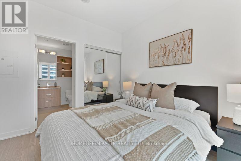 1218 - 1830 Bloor Street, Toronto, Ontario  M6P 3K8 - Photo 12 - W12702826