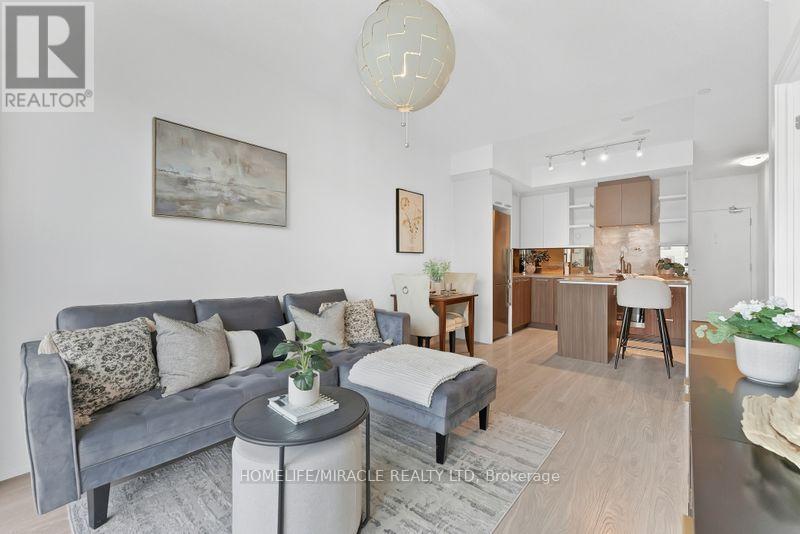 1218 - 1830 Bloor Street, Toronto, Ontario  M6P 3K8 - Photo 8 - W12702826