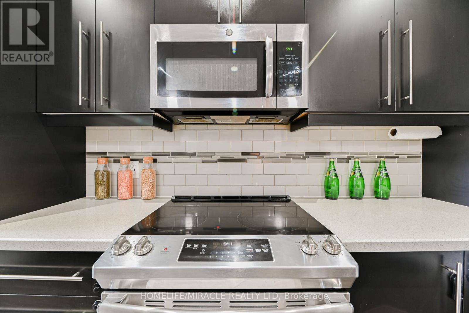 15 - 35 Midhurst Heights, Hamilton, Ontario  L8J 0K9 - Photo 17 - X12702382