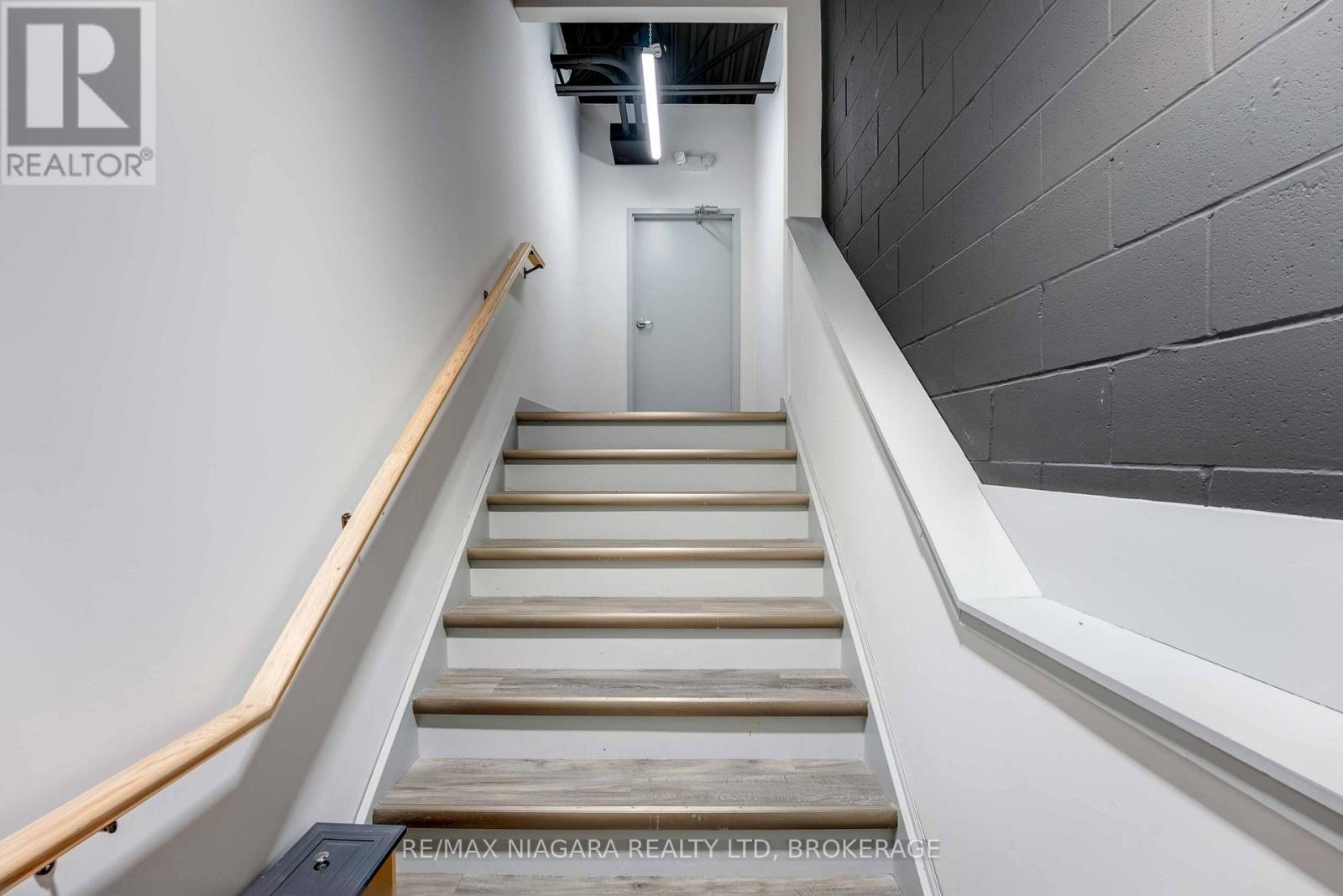 6853- 6871 Lundys Lane, Niagara Falls (Hospital), Ontario  L2G 1V7 - Photo 7 - X12703298