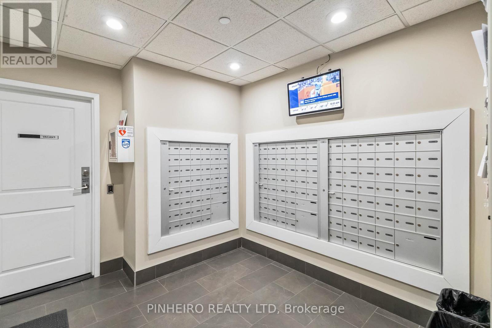 Photo 30 of 37 for 504 - 1200 Commissioners Road W