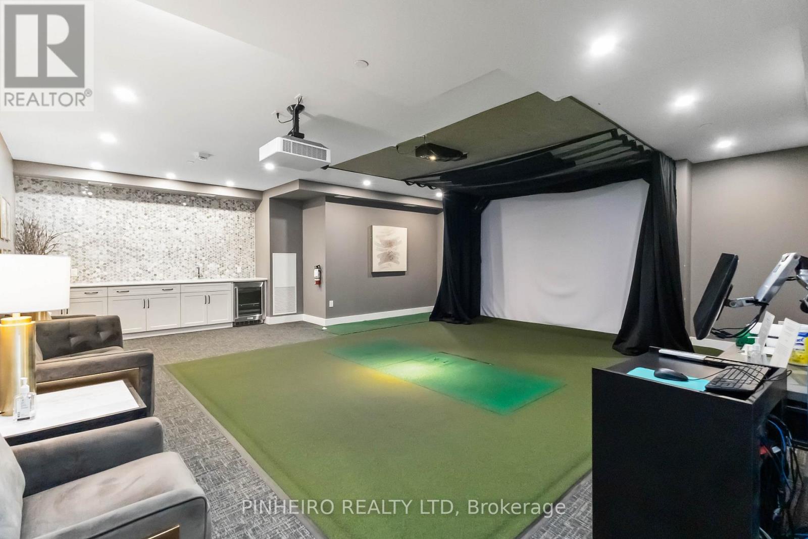 Photo 32 of 37 for 504 - 1200 Commissioners Road W