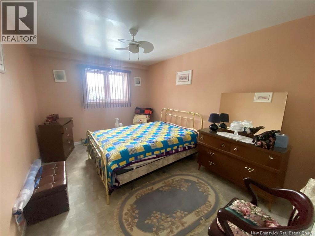 910 Saint-François Street, Edmundston, New Brunswick  E3V 4R2 - Photo 15 - NB132121