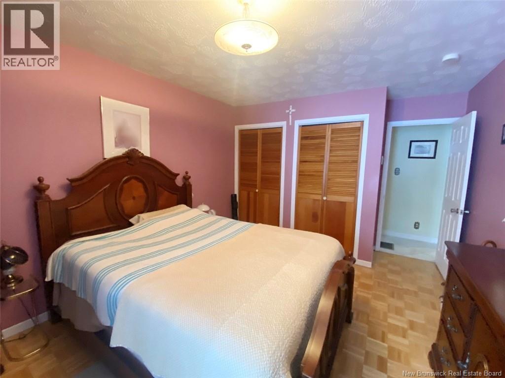 910 Saint-François Street, Edmundston, New Brunswick  E3V 4R2 - Photo 8 - NB132121