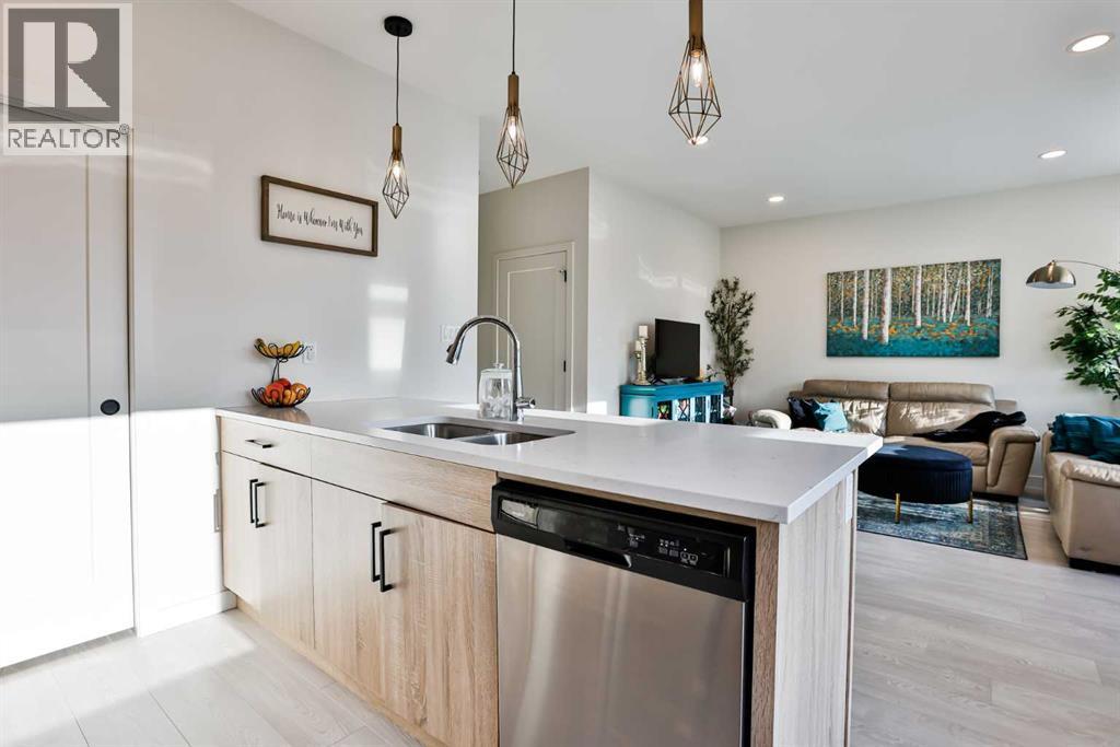 1271 Pacific Circle W, Lethbridge, Alberta  T1J 5V3 - Photo 10 - A2257452