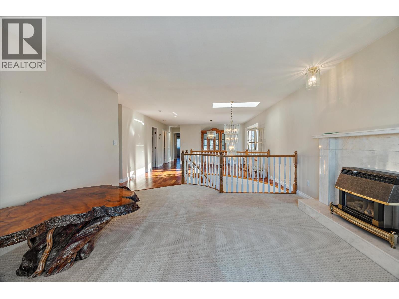 6796 Waltham Avenue, Burnaby, British Columbia  V5H 3V8 - Photo 5 - R3079903