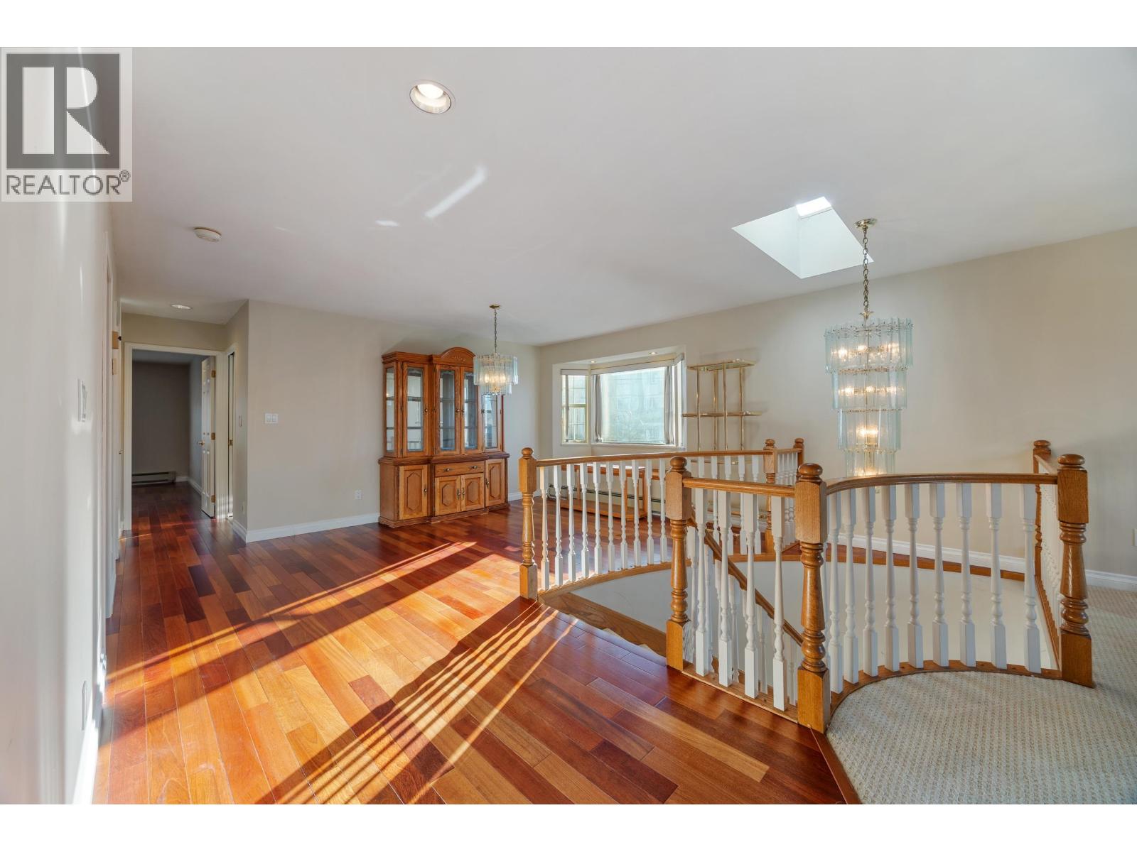 6796 Waltham Avenue, Burnaby, British Columbia  V5H 3V8 - Photo 8 - R3079903