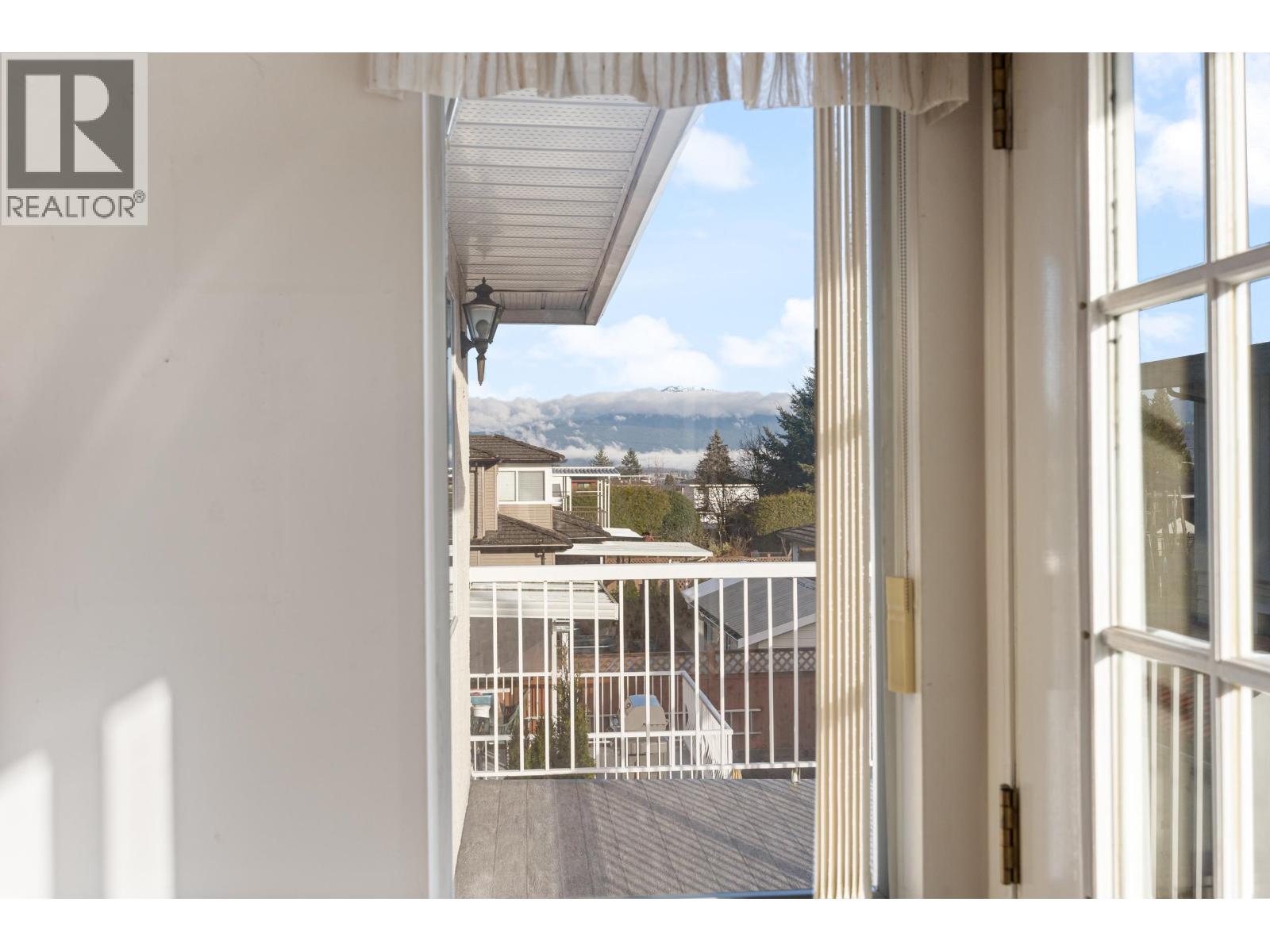 6796 Waltham Avenue, Burnaby, British Columbia  V5H 3V8 - Photo 18 - R3079903