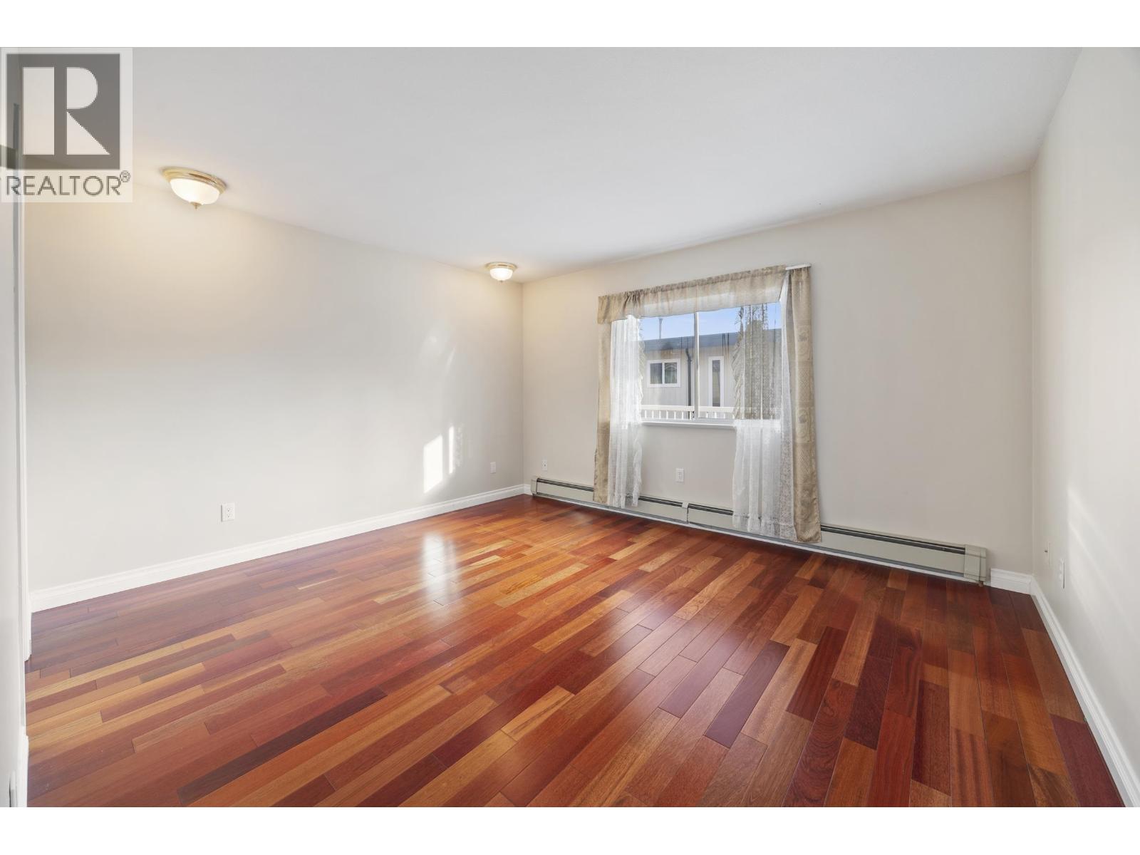 6796 Waltham Avenue, Burnaby, British Columbia  V5H 3V8 - Photo 23 - R3079903