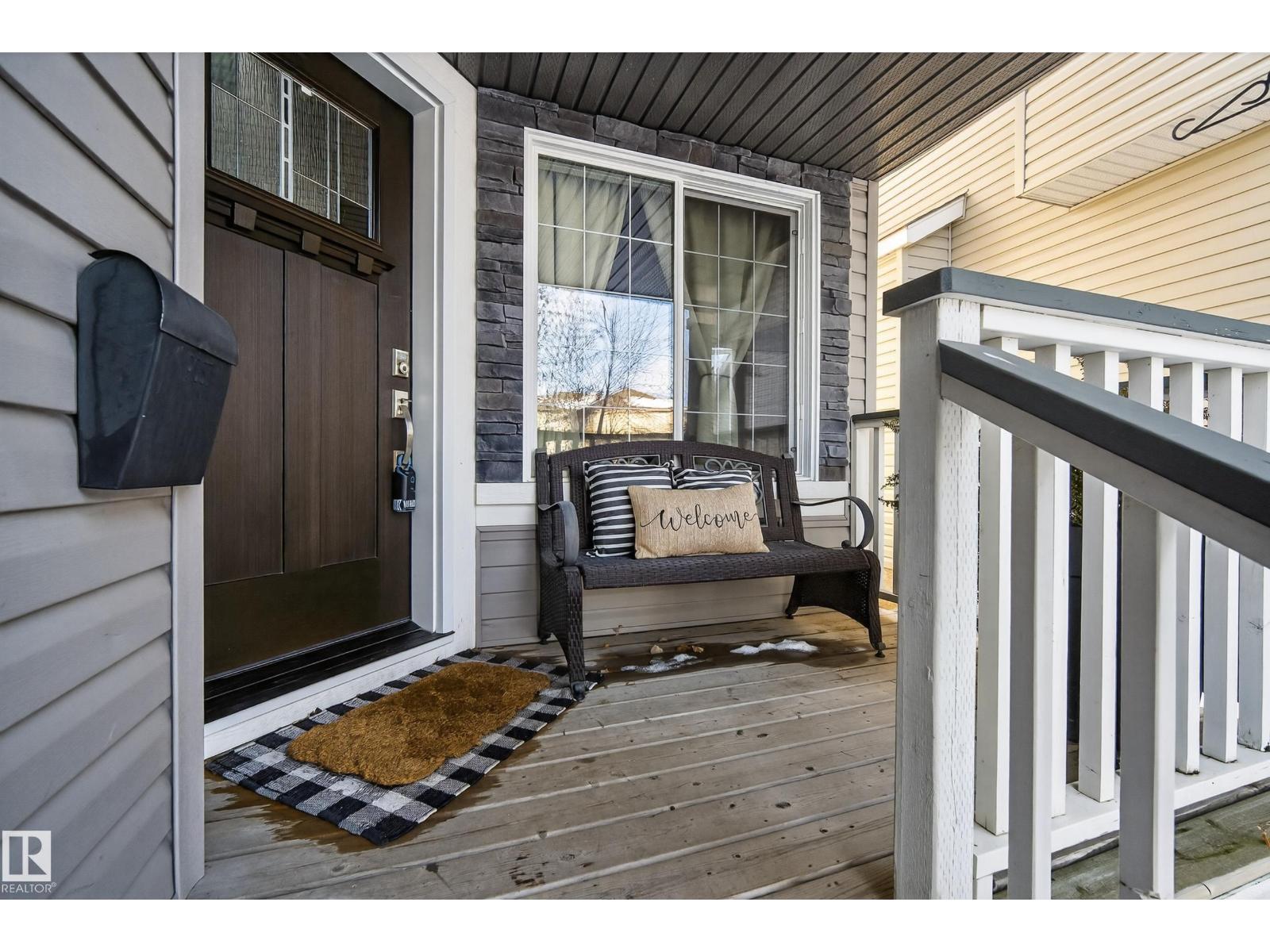 11709 13a Av Sw, Edmonton, Alberta  T6W 0E6 - Photo 2 - E4470254