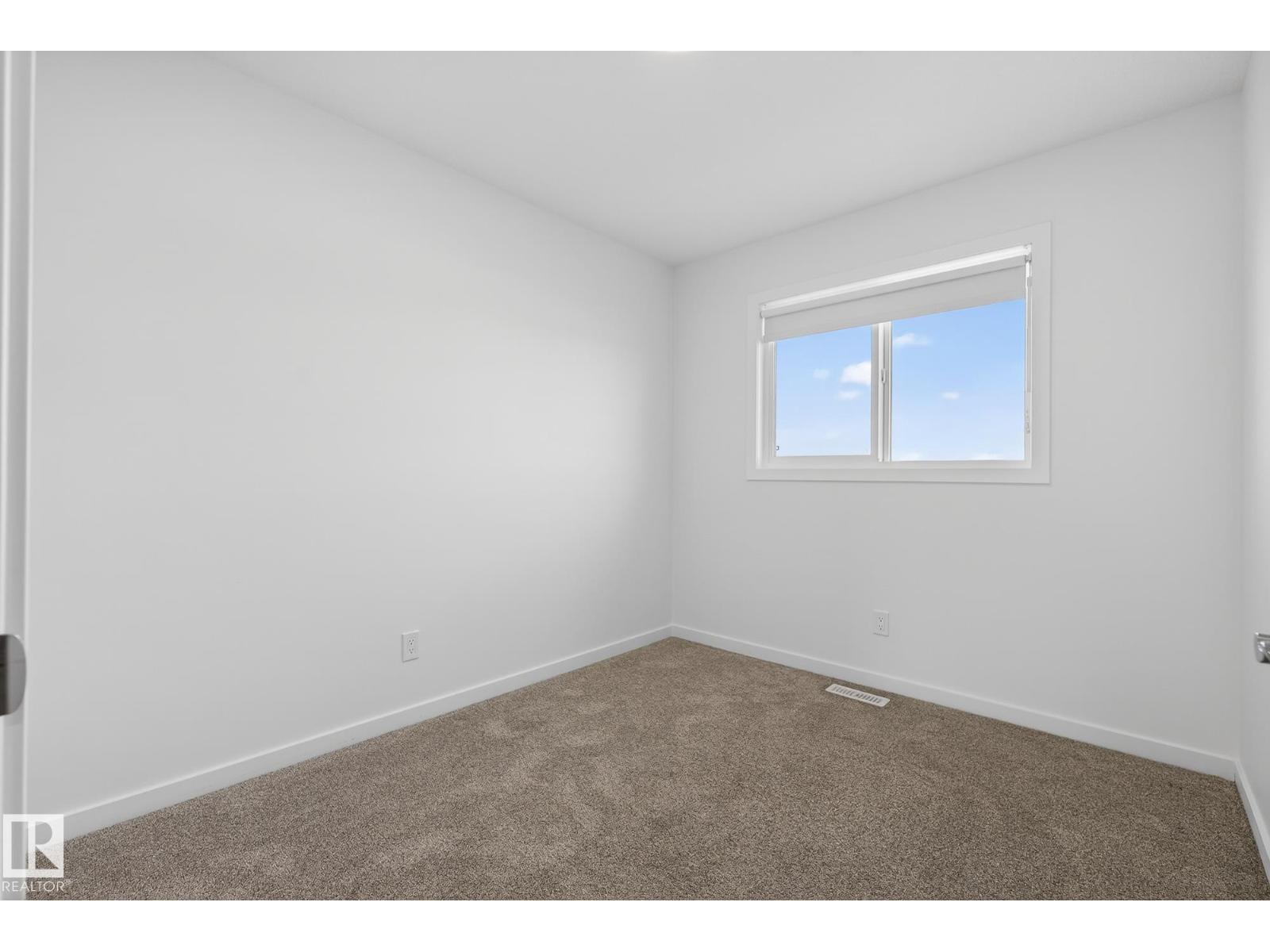 2416 Trumpeter Wy Nw, Edmonton, Alberta  T5S 0R9 - Photo 13 - E4470255